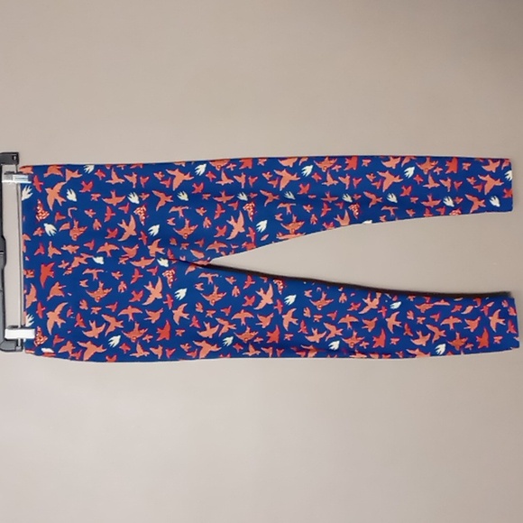 LuLaRoe Pants - LuLaRoe Blue w Red Bird Leggings One Size